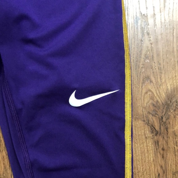 NIKE purple leggings - Picture 2 of 7